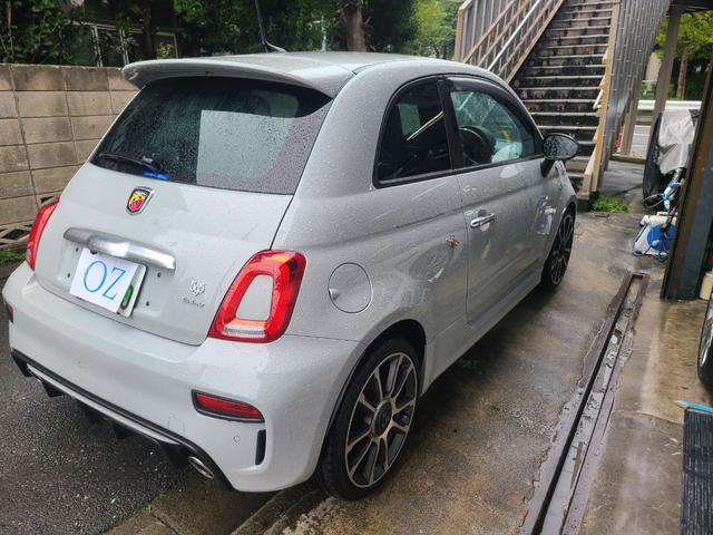 アバルト595 ツーリズモ 認定中古車 黒革シート ナビTVETCバックカメラ サイドバイザー スモークフィルム リヤコーナーセンサー USB 保証書 記録簿 取説(48枚目)