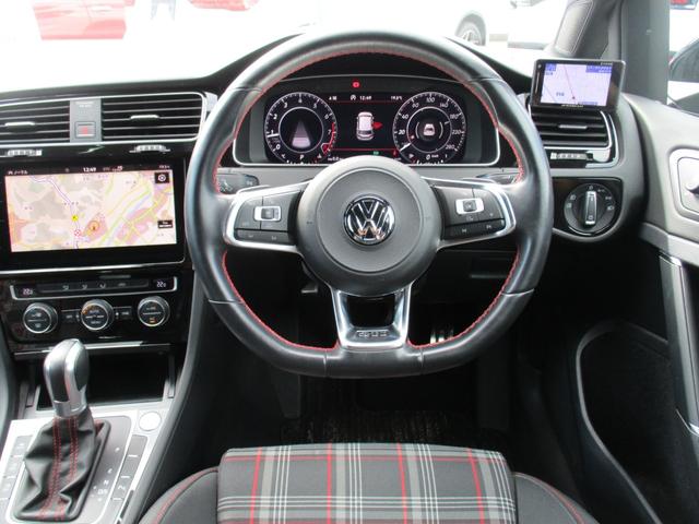 ゴルフＧＴＩ ダイナミック　純正ナビ・ＴＶ・Ｂカメラ　純正ＣＤ／ＤＶＤ／ＢＴ　ＥＴＣ２．０　純正１８ＡＷ　ドラレコ　スマートキープッシュスタート（21枚目）