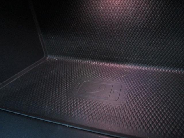 ゴルフ eTSI Rライン 純正ナビ・フルセグTV・バックカメラ ハーフレザーシート シートヒーター ETC2.0(33枚目)