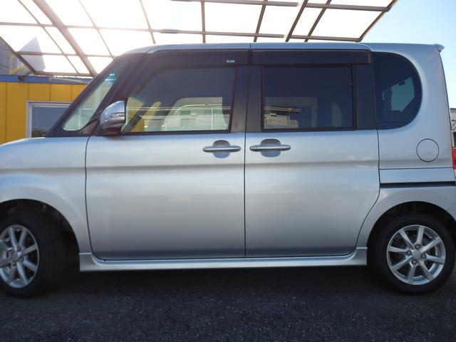 タント Ｇスペシャル　メモリーナビＤＴＶ・左側パワースライドドア・ＨＩＤ・ウインカーミラー・ＣＤ・ＤＶＤ・アイドリングストップ　スマートキー　フォグランプ　電動格納ミラー・ＡＡＣ・　純正１５ＡＷ・ドアバイザー・ＥＴＣ（8枚目）