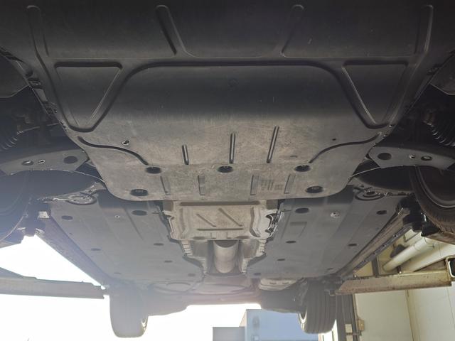 ゴルフ ｅＴＳＩ　Ｒライン　アダプティブクルーズ　衝突軽減装置　パノラミックスライディングルーフ　ワンオーナー　ディスカバーＰＲＯナビ　ＴＶ　アンドロイドオート　カープレィ　バックカメラ　禁煙車（18枚目）