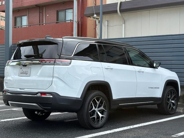 ジープ・コマンダー リミテッド Applecarplay・Androidauto対応10.1インチUコネクト 純正メモリーナビ ETC デュアルペインパノラミックサンルーフ 7人乗り2.0Lディーゼルターボエンジン レザーシート(11枚目)