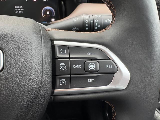 ジープ・コマンダー リミテッド Applecarplay・Androidauto対応10.1インチUコネクト 純正メモリーナビ ETC デュアルペインパノラミックサンルーフ 7人乗り2.0Lディーゼルターボエンジン レザーシート(20枚目)