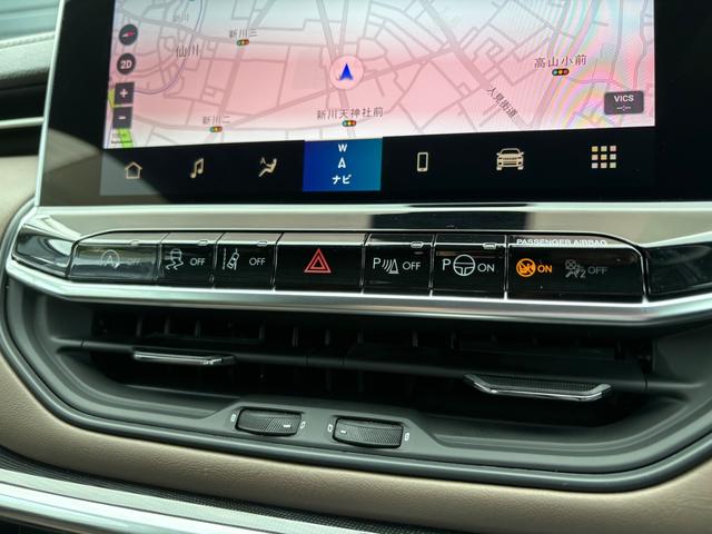 ジープ・コマンダー リミテッド Applecarplay・Androidauto対応10.1インチUコネクト 純正メモリーナビ ETC デュアルペインパノラミックサンルーフ 7人乗り2.0Lディーゼルターボエンジン レザーシート(28枚目)