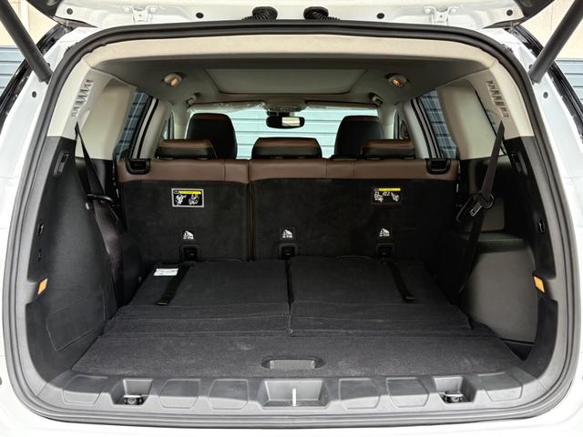 ジープ・コマンダー リミテッド Applecarplay・Androidauto対応10.1インチUコネクト 純正メモリーナビ ETC デュアルペインパノラミックサンルーフ 7人乗り2.0Lディーゼルターボエンジン レザーシート(35枚目)