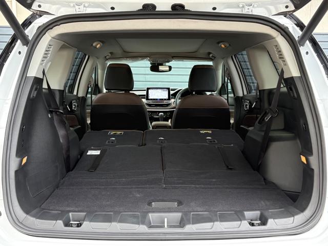 ジープ・コマンダー リミテッド Applecarplay・Androidauto対応10.1インチUコネクト 純正メモリーナビ ETC デュアルペインパノラミックサンルーフ 7人乗り2.0Lディーゼルターボエンジン レザーシート(37枚目)