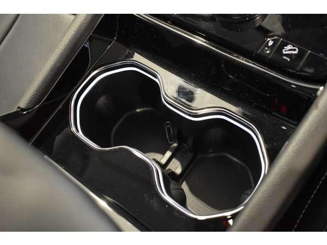 ジープ・グランドチェロキーＬ リミテッド　弊社管理車両　認定中古車　３．６Ｌ　Ｖ６　エンジン　ドライブレコーダー付き　シートヒーター　ベンチレーション　アップルカープレイアンドロイドオート対応　アダプティブクルーズコントロール（24枚目）