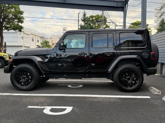 ジープ・ラングラーアンリミテッド サハラ パワーサイドステップ ブラックスタイルカスタム carplay・Androidauto対応12.1Uコネクト Bluetoothオーディオ アダプティブクルーズコントロール ブラインドスポットモニター 衝突軽減ブレーキ(9枚目)