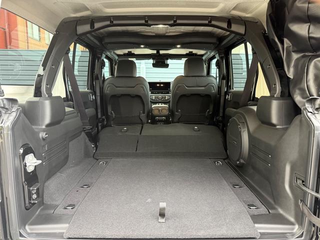 ジープ・ラングラーアンリミテッド サハラ パワーサイドステップ ブラックスタイルカスタム carplay・Androidauto対応12.1Uコネクト Bluetoothオーディオ アダプティブクルーズコントロール ブラインドスポットモニター 衝突軽減ブレーキ(29枚目)