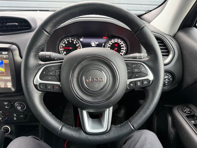 ジープ・レネゲード リミテッド 認定中古車 弊社管理車両 元試乗車 レザーシート シートヒーター ステアリングヒーター アップルカープレイアンドロイドオート対応 レーンキープアシスト アダプティブクルーズコントロール(15枚目)