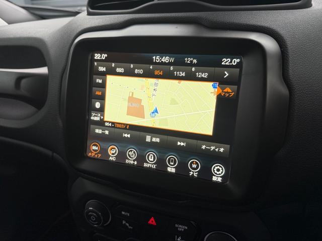 ジープ・レネゲード リミテッド 認定中古車 弊社管理車両 元試乗車 レザーシート シートヒーター ステアリングヒーター アップルカープレイアンドロイドオート対応 レーンキープアシスト アダプティブクルーズコントロール(22枚目)