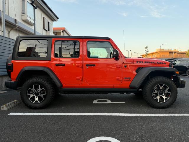 ジープ・ラングラーアンリミテッド ルビコン 認定中古車 18ヶ月保証付 アップルカープレイアンドロイドオート対応 レザーシート アダプティブクルーズコントロール ブラインドスポットモニター バックカメラ サイドカメラ フロントカメラ ETC(5枚目)