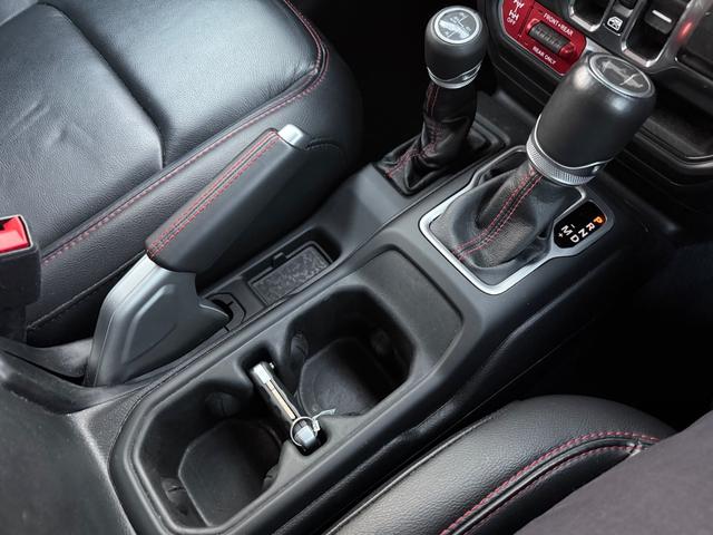 ジープ・ラングラーアンリミテッド ルビコン 認定中古車 18ヶ月保証付 アップルカープレイアンドロイドオート対応 レザーシート アダプティブクルーズコントロール ブラインドスポットモニター バックカメラ サイドカメラ フロントカメラ ETC(22枚目)