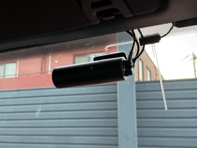 ジープ・ラングラーアンリミテッド ルビコン 認定中古車 18ヶ月保証付 アップルカープレイアンドロイドオート対応 レザーシート アダプティブクルーズコントロール ブラインドスポットモニター バックカメラ サイドカメラ フロントカメラ ETC(30枚目)