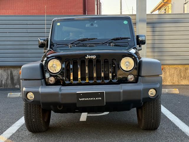 ジープ・ラングラーアンリミテッド ナビエディション 認定中古車保証付き 全国400台限定車 ナビ標準装備(3枚目)