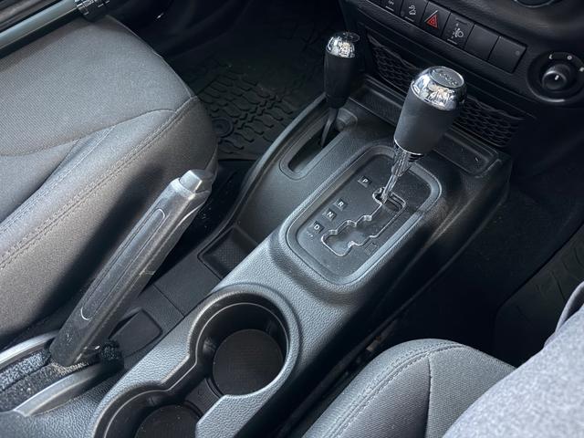 ジープ・ラングラーアンリミテッド ナビエディション 認定中古車保証付き 全国400台限定車 ナビ標準装備(23枚目)