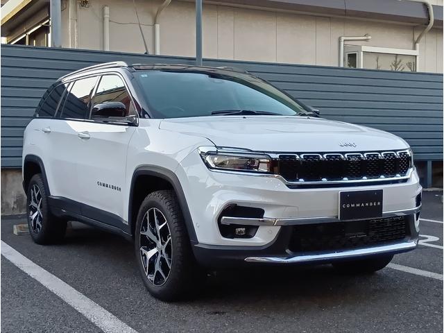 ジープ・コマンダー リミテッド　新車保証継承　ＥＴＣ２．０　Ａｐｐｌｅｃａｒｐｌａｙ・Ａｎｄｒｏｉｄａｕｔｏ対応１０．１インチＵコネクトブラウンカラーレザーシート　ディーゼルターボ　トップビューカメラ　ブラインドスポットモニター（3枚目）