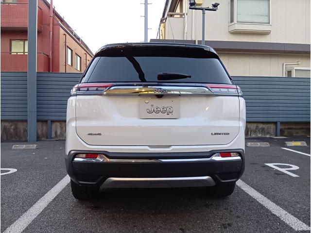 ジープ・コマンダー リミテッド　新車保証継承　ＥＴＣ２．０　Ａｐｐｌｅｃａｒｐｌａｙ・Ａｎｄｒｏｉｄａｕｔｏ対応１０．１インチＵコネクトブラウンカラーレザーシート　ディーゼルターボ　トップビューカメラ　ブラインドスポットモニター（6枚目）