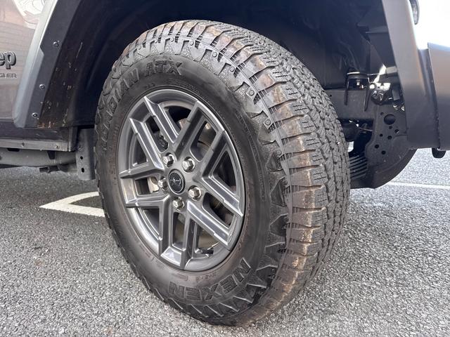 ジープ・ラングラーアンリミテッド スポーツ 新車保証継承 認定中古車 シートヒーター ステアリングヒーター アップルカープレイアンドロイドオート対応 アダプティブクルーズコントロール LEDヘッドライト(33枚目)