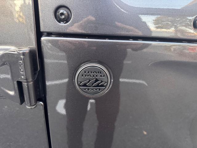 ジープ・ラングラーアンリミテッド スポーツ 新車保証継承 認定中古車 シートヒーター ステアリングヒーター アップルカープレイアンドロイドオート対応 アダプティブクルーズコントロール LEDヘッドライト(34枚目)