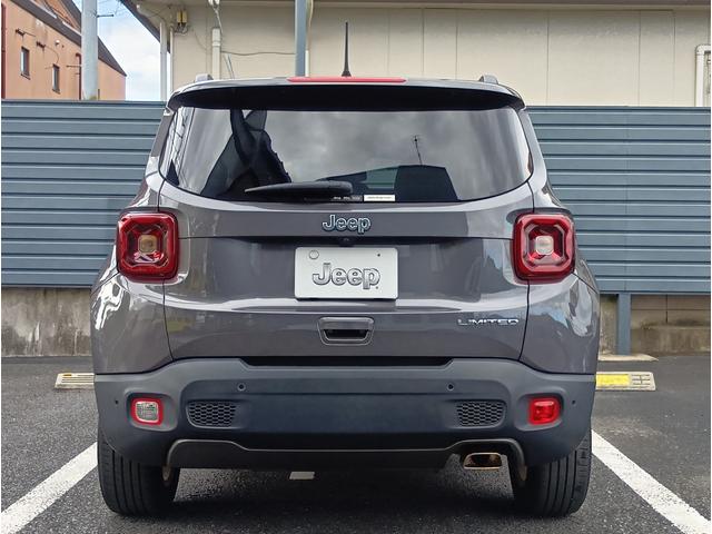 ジープ・レネゲード リミテッド　衝突被害軽減ブレーキ　レーンセンス　アダプティブクルーズコントロールブラインドスポットモニター　純正メモリーナビ　フルセグチューナー　バックカメラ　ＬＥＤヘッドライト　ドライブレコーダー　ＥＴＣ２．０（6枚目）