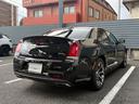 クライスラー・300 300S アダプティブクルーズコントロール レーンセンス ブラインドスポット レザーシート(ヒーター付) 純メモリーナビ フルセグチューナー ETC 純正20インチアルミホイール(7枚目)