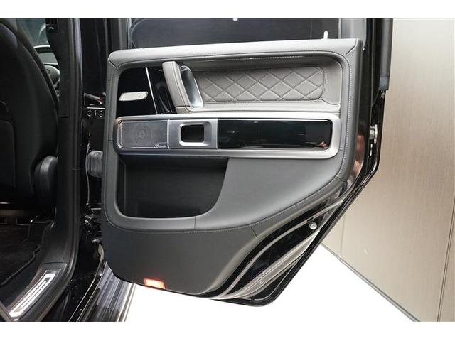 Ｇクラス Ｇ４００ｄ　ＡＭＧライン　２０２３年モデル　Ｇ４００ｄ　ＲＨＤ　ＡＭＧライン　マヌファクトゥーアＰプラス　２０インチＡＷ　オブシディアンブラック（18枚目）