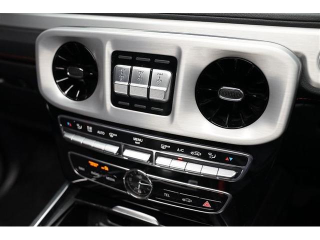 Ｇクラス Ｇ３５０ｄ　ＡＭＧライン　２０２１年式　ＲＨＤ　３点オプション　２０インチＡＷ　オブシディアンブラック（14枚目）