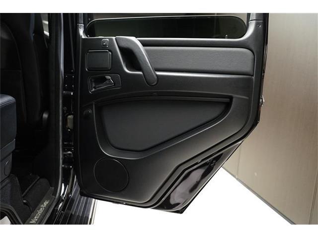 Ｇクラス Ｇ３５０Ｄ　ロング　ディーゼルターボ　４ＷＤ　ラグジュアリーＰＫＧ　１８インチＡＷブラック（13枚目）