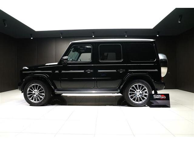 Ｇクラス Ｇ３５０ｄ　ＡＭＧライン　２０２２年式　ラグジュアリーパッケージ　アダプティブダンピングシステム　ＲＨＤ　レッドシートベルト　サンルーフ　ブルメスターサラウンドシステム　２０インチＡＷ（6枚目）