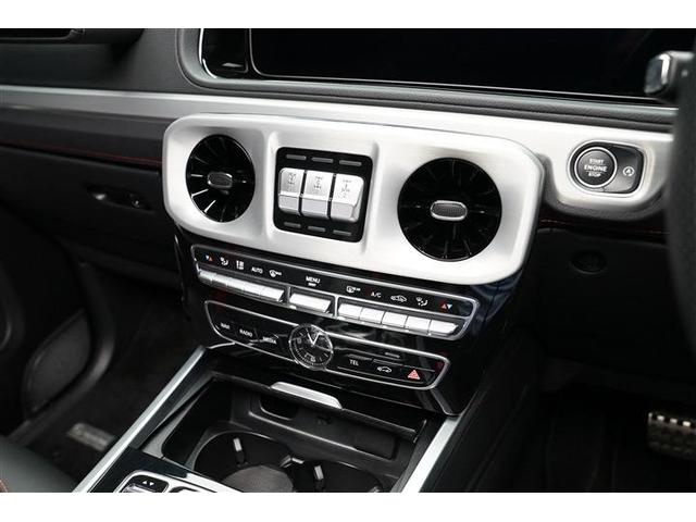Ｇクラス Ｇ３５０ｄ　ＡＭＧライン　２０２２年式　ラグジュアリーパッケージ　アダプティブダンピングシステム　ＲＨＤ　レッドシートベルト　サンルーフ　ブルメスターサラウンドシステム　２０インチＡＷ（14枚目）