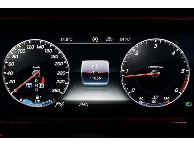 Ｇクラス Ｇ３５０ｄ　ＡＭＧライン　２０２２年式　ラグジュアリーパッケージ　アダプティブダンピングシステム　ＲＨＤ　レッドシートベルト　サンルーフ　ブルメスターサラウンドシステム　２０インチＡＷ（21枚目）