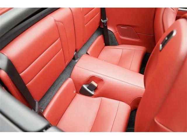 ９１１ ９１１カレラ　カブリオレ　２０２０年式　スポーツエグゾースト　スポーツクロノパッケージ　赤革シート　赤ホロ　電動格納スポイラー　電動サイドミラー　シートクーラー　クルーズドコントロール　タッチスクリーン　２０／２１インチＡＷ（11枚目）