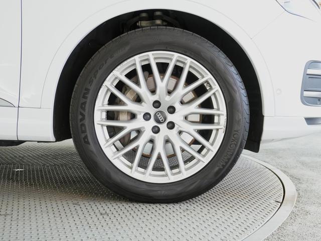 Ｑ７ ２．０ＴＦＳＩクワトロ　認定中古車◆アダプティブエアサスペンション◆オールホイールステアリング◆三列目シート◆ＡｕｄｉＳｐｏｒｔ　１０Ｙスポークデザイン２０インチアルミホイール（7枚目）