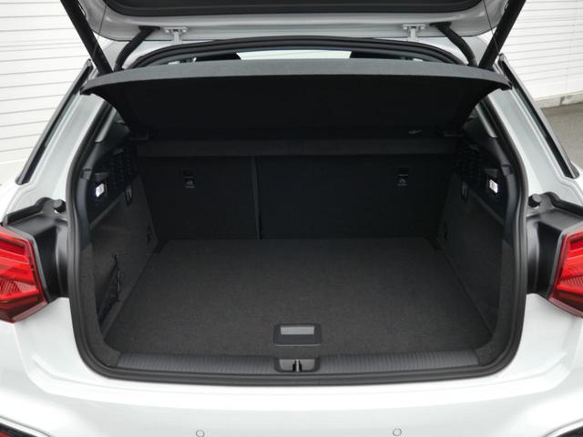 Ｑ２ ３５ＴＦＳＩアドバンスド　ＭＭＩナビ　コンビニ＆アシスタンスＰ　テクノロジーＰ　認定中古車（14枚目）