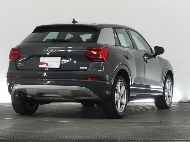 Ｑ２ ３０ＴＦＳＩスポーツ　コンフォートパッケージ　認定中古車（5枚目）