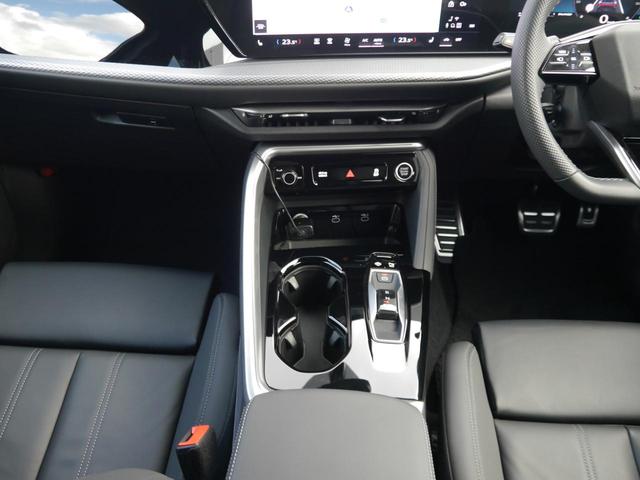 Ｑ５スポーツバック ＴＤＩクワトロ１５０ｋＷアドバンスドＳラインパッケジ　Ｓライン　ライティングパッケージ　認定中古車（12枚目）