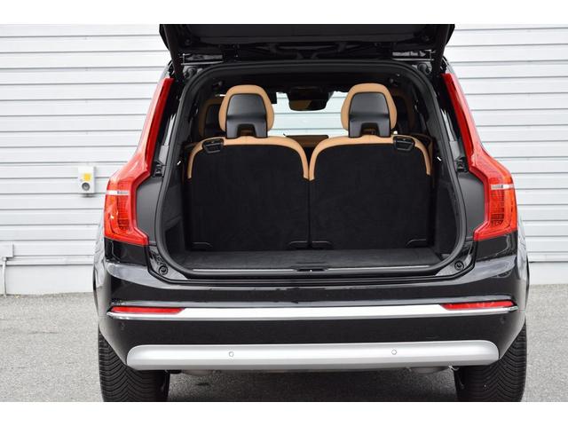 XC90  パーク・アシスト・フロント パワーテールゲート ヘッドアップ・ディスプレイ 360度ビューカメラ パークアシスト・パイロット 本革シート 助手席シートメモリー機構 リア・シートヒーター(7枚目)