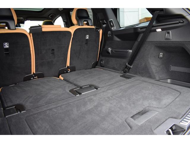 XC90  パーク・アシスト・フロント パワーテールゲート ヘッドアップ・ディスプレイ 360度ビューカメラ パークアシスト・パイロット 本革シート 助手席シートメモリー機構 リア・シートヒーター(8枚目)