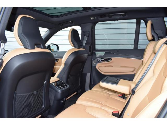 XC90  パーク・アシスト・フロント パワーテールゲート ヘッドアップ・ディスプレイ 360度ビューカメラ パークアシスト・パイロット 本革シート 助手席シートメモリー機構 リア・シートヒーター(24枚目)