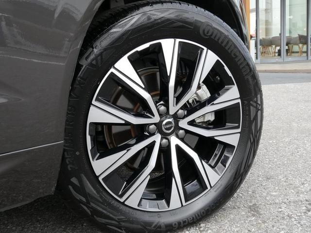 XC60 アルティメット B5 AWD 4WD ルーフレール ETC サンルーフ キーレス バックカメラ シートヒーター&エアコン パワーテールゲート ヘッドアップ・ディスプレイ 360度ビューカメラ 本革シート 助手席シートメモリー機構(5枚目)