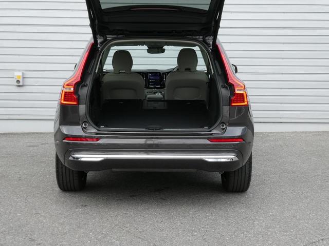 XC60 アルティメット B5 AWD 4WD ルーフレール ETC サンルーフ キーレス バックカメラ シートヒーター&エアコン パワーテールゲート ヘッドアップ・ディスプレイ 360度ビューカメラ 本革シート 助手席シートメモリー機構(10枚目)