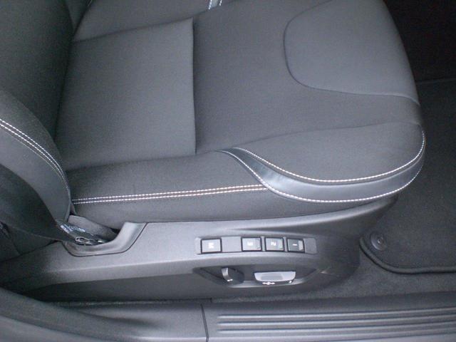 D4 モメンタム VOLVO SELEKT 認定中古車(8枚目)