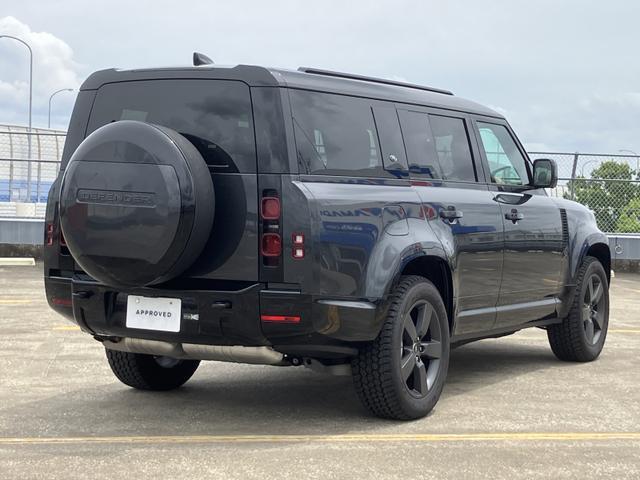 ディフェンダー １３０Ｘ－ダイナミックＨＳＥ　Ｄ３００　ディーゼルターボ　４ＷＤ　１オ－ナ－　８人乗り　ブラックパック　サンル－フ　禁煙車　フロントシートヒーター＆クーラー　４ゾーンクライメートコントロール　リアシートヒーター（43枚目）