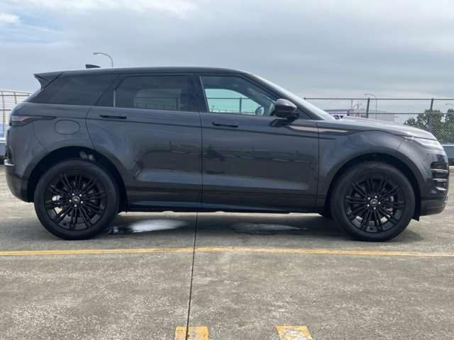 レンジローバーイヴォーク ダイナミック　ＨＳＥ　Ｐ３００ｅ　ＰＨＥＶ　１オーナー　２０インチスタイル１０８５グロスブラックフィニッシュ　コールドクライメートコンビニエンスパック　フロント　シートヒーター＆クーラー　リアシートヒーター　ブラックコントラストルーフ（8枚目）