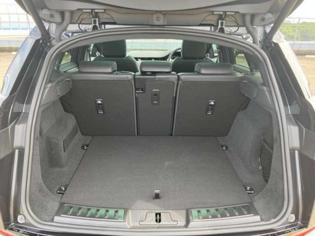 レンジローバーイヴォーク ダイナミック　ＨＳＥ　Ｐ３００ｅ　ＰＨＥＶ　１オーナー　２０インチスタイル１０８５グロスブラックフィニッシュ　コールドクライメートコンビニエンスパック　フロント　シートヒーター＆クーラー　リアシートヒーター　ブラックコントラストルーフ（33枚目）