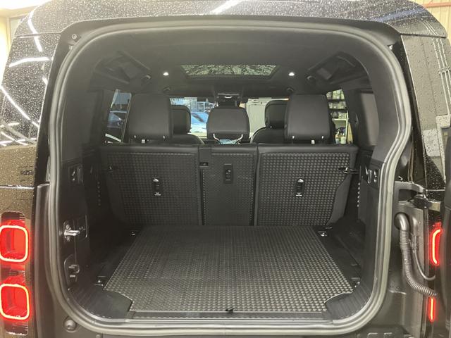 ディフェンダー １１０Ｘ－ダイナミックＨＳＥ　Ｄ３００　ディーゼルターボ　４ＷＤ　１オーナー　エアサスペンションパック　フロントヒータークーラーシート　２２インチスタイル５０９８ホイール　サンルーフ　液晶メーター　１１．４インチナビゲーション（29枚目）