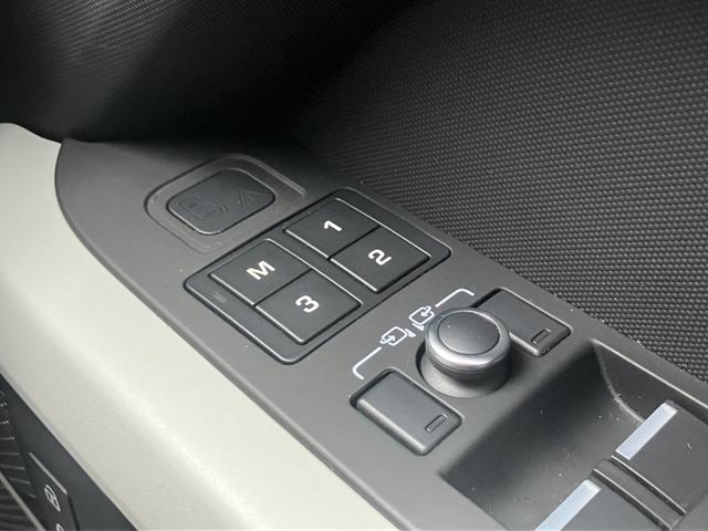 ディフェンダー 110X-ダイナミックSE D300 ディーゼルターボ 4WD 1オーナー 7人乗り エアサスペンションパック エクステンデッドブラックパック 20インチスタイル5098ホイール ファミリーパック MERIDIANサウンド(15枚目)