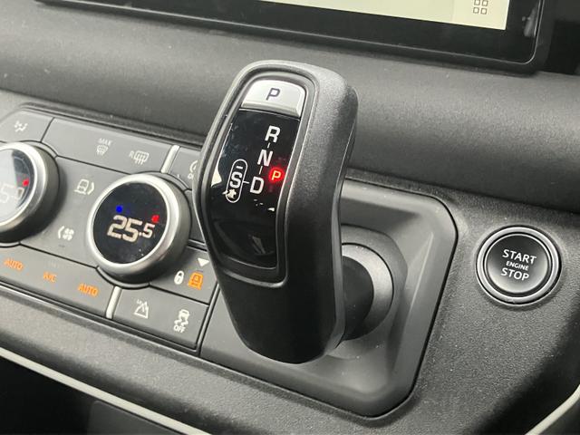 ディフェンダー 110X-ダイナミックSE D300 ディーゼルターボ 4WD 1オーナー 7人乗り エアサスペンションパック エクステンデッドブラックパック 20インチスタイル5098ホイール ファミリーパック MERIDIANサウンド(16枚目)