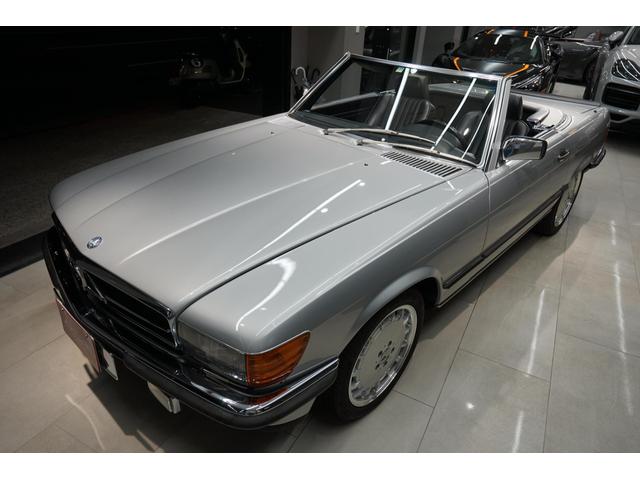 ＳＬ ５６０ＳＬ　ディ－ラ－車　品川３３ナンバ－　ＥＴＣ　本革シート　運転席エアバッグ　助手席エアバッグ　ＡＢＳ　エアコン　パワステ　パワーウインドウ（29枚目）